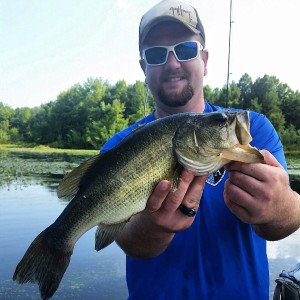 BASS IN THE PONDS HAVE BEEN SNAPPING. TOPWATER FROGS AND BUZZ BAITS HAVE PROVIDED SOME DUSK AND DAWN THRILLS. HERE IS JOSH WITH A NICE BASS CAUGHT ON HIS NEW SEA HAWK ROD & REEL COMBO. GREAT JOB!